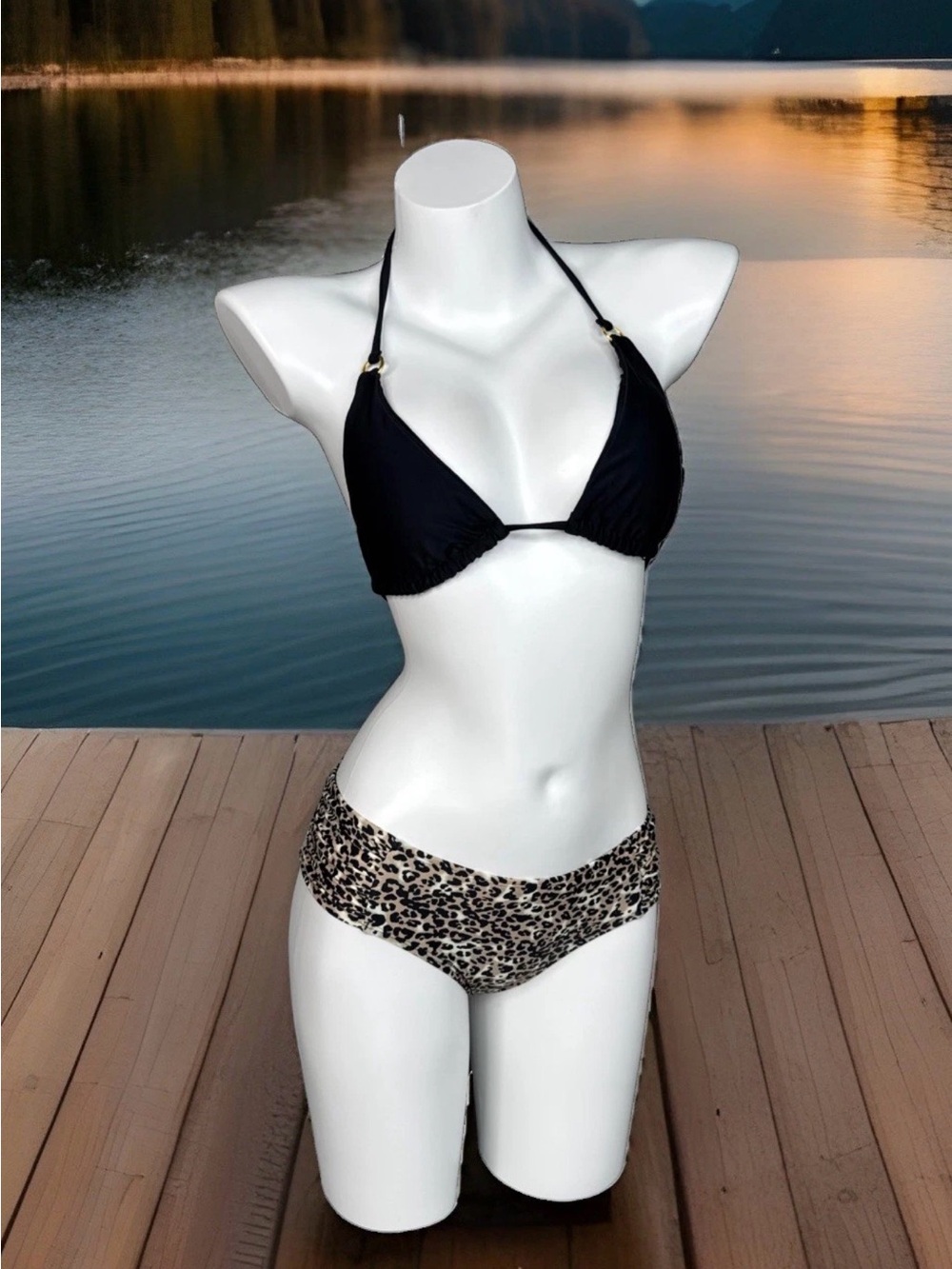 Ocean Blues 2 Piece Bikini Chevron Pattern Top/Solid Black Bottoms Women S NWT